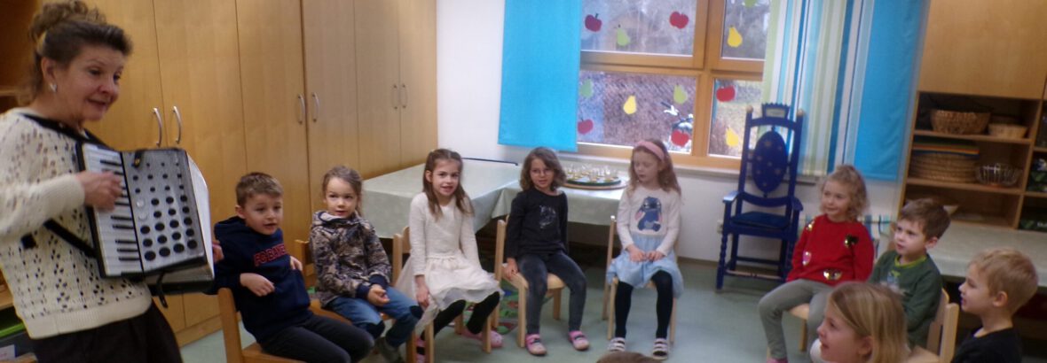 Kinderhaus St. Ursula im Rahmen des „Impulsprogramms Volksmusik“ gefördert